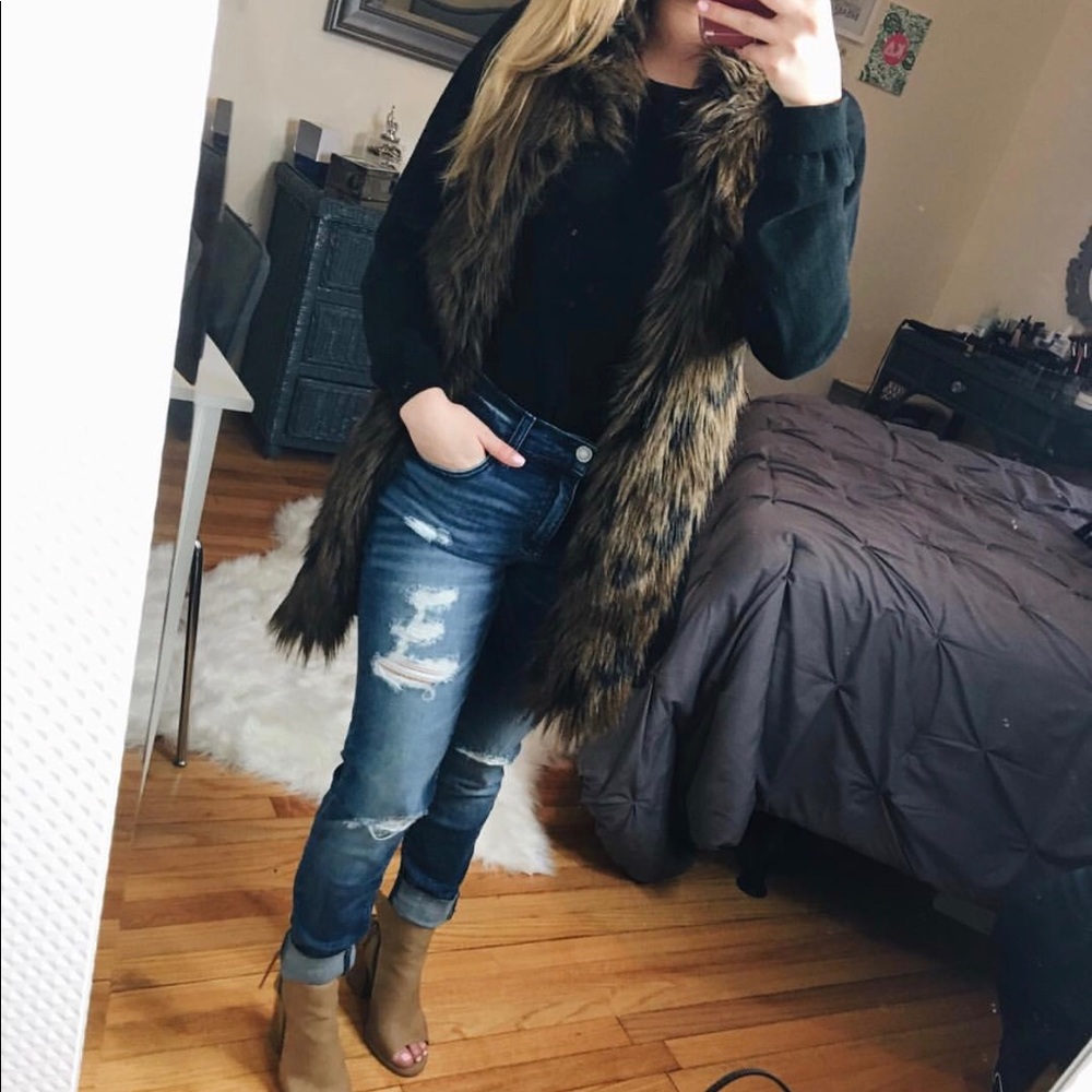 Fur trim vest